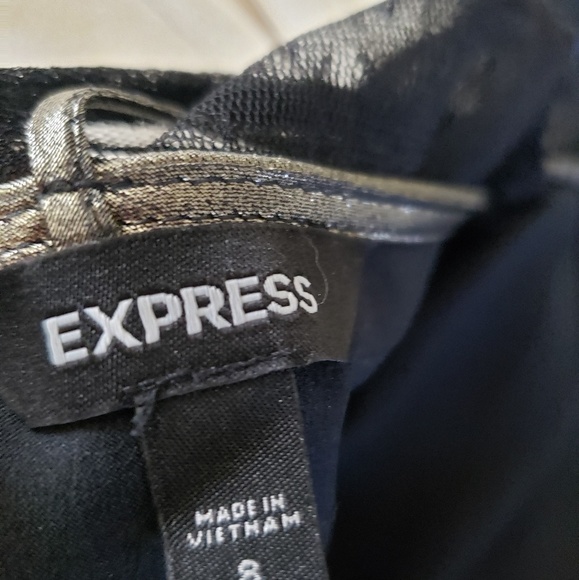 Top - Picture 4 of 4